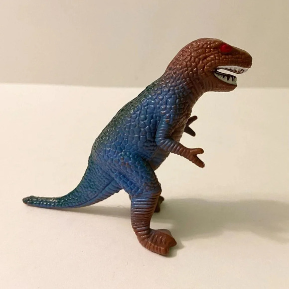 Vintage Mix Lot 3 Dinosaur Figures  Styracosaurus Trex Triceratops Toys - Picture 4 of 11